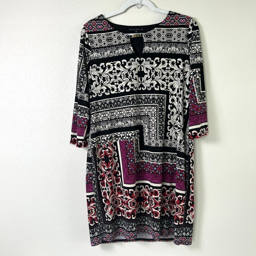 Tiana B Dress Womens Size M Black Pink‎ Geometric Print Sheath 3/4 Sleeve